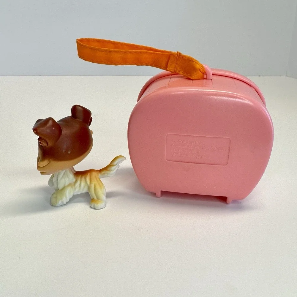 Littlest Pet Shop LPS #58 Collie Sage Brown Paw-Up Portable Pets Pink Carrier
